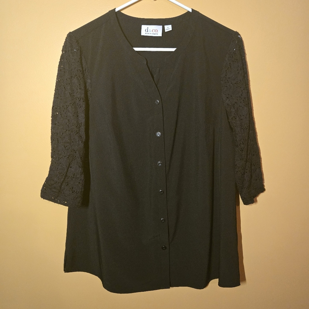 Denim & Co Lace Sleeved Button Down Top PTP=21.5"